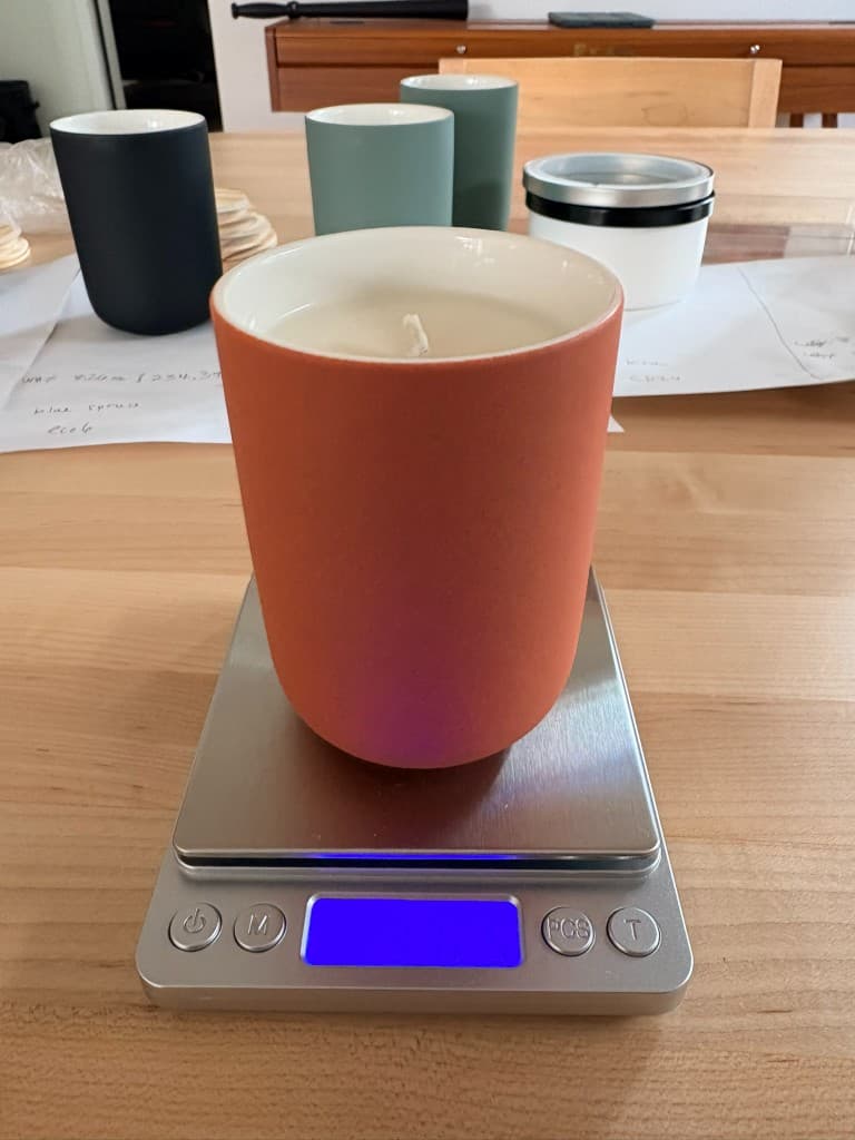 Wick and weight notes for a CandleScience oil at Hartisans